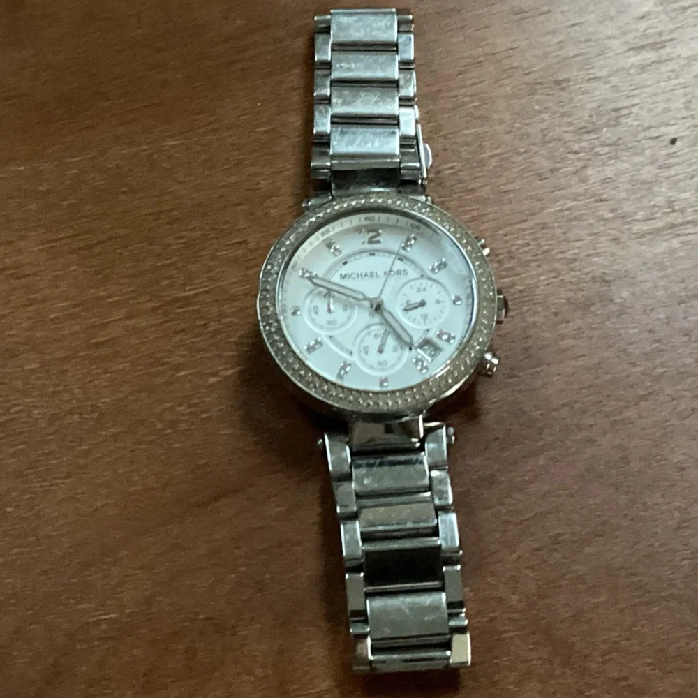 Michael Kors Parker Silver-tone Women’s Watch MK5353